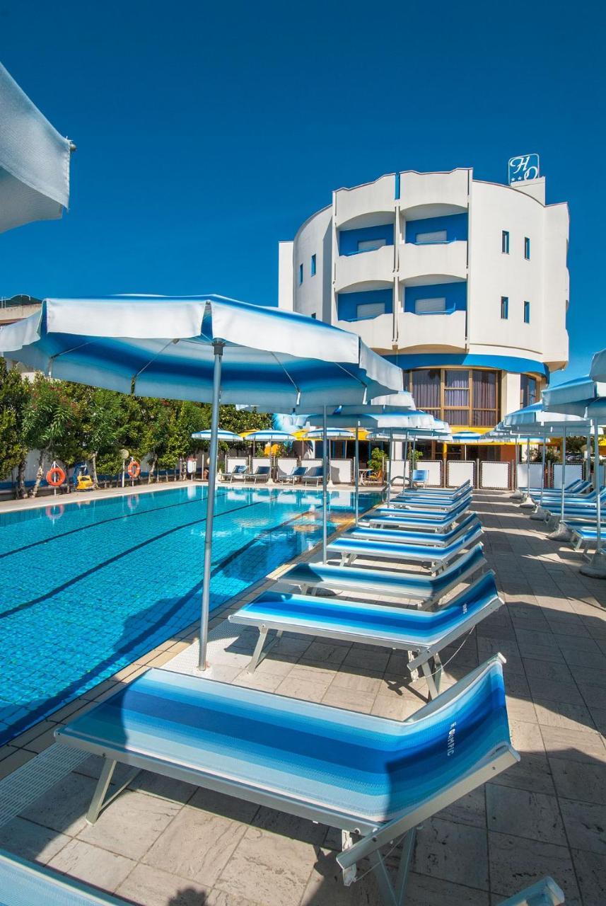 Hotel Olimpic Martinsicuro Esterno foto