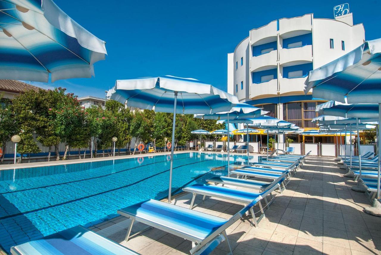 Hotel Olimpic Martinsicuro Esterno foto
