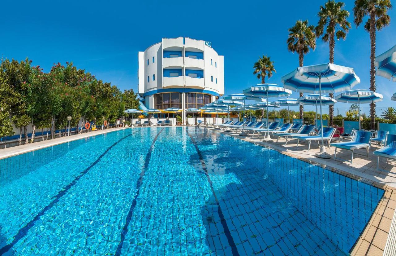 Hotel Olimpic Martinsicuro Esterno foto